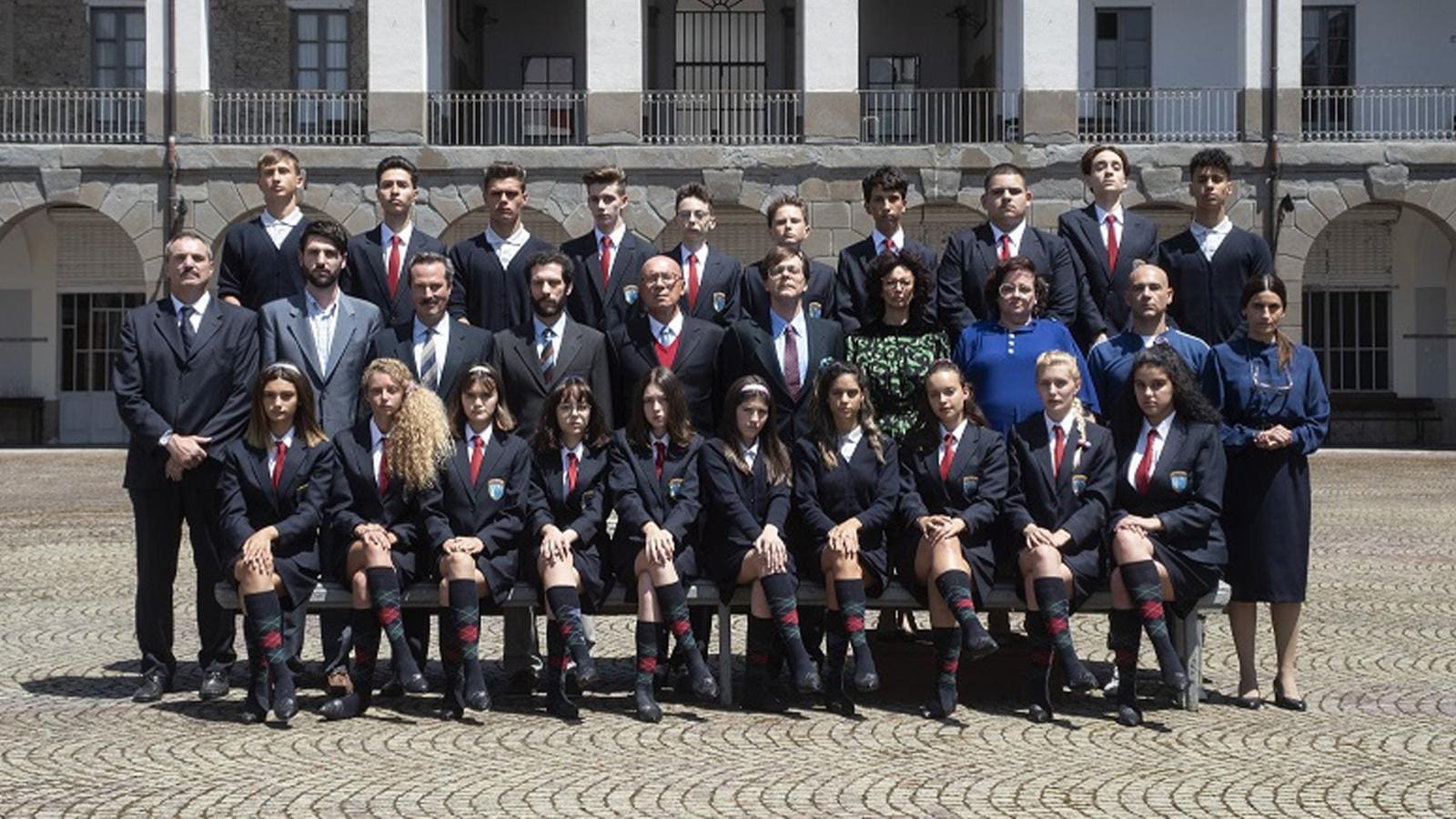 1600x900_1571139652804_2019.10.15%20Il%20Collegio%20gruppo%202019.jpg